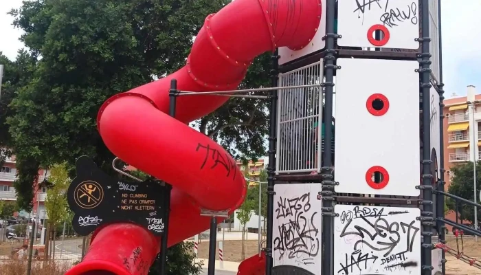 Parque Infantil “4 Elementos” - R. 20 De Junho De 1991 24