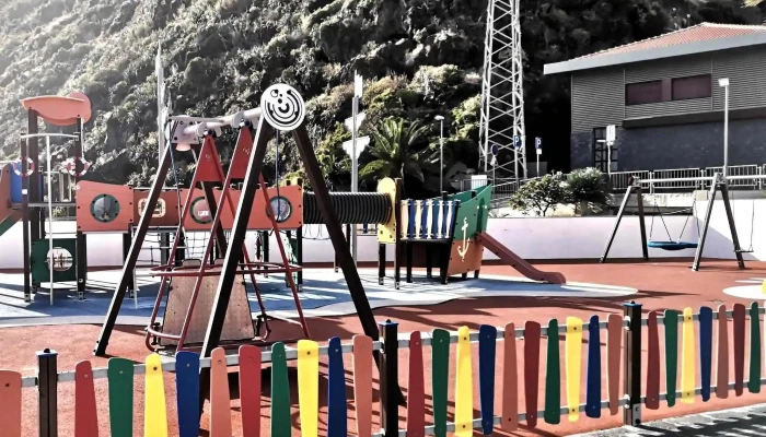 Parque Infantil Da Calheta -  Telefone - Calheta