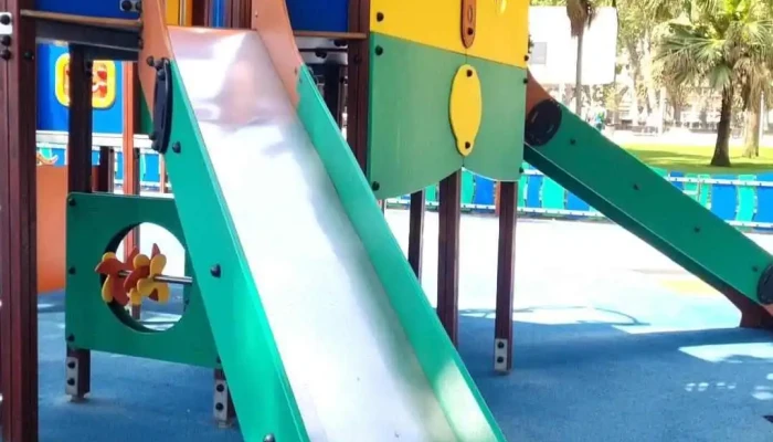 Parque Infantil De Machico -  Escorregador - Machico