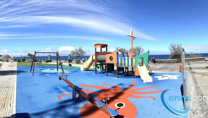 Parque Infantil Do Porto Moniz -  Tudo - Porto Moniz
