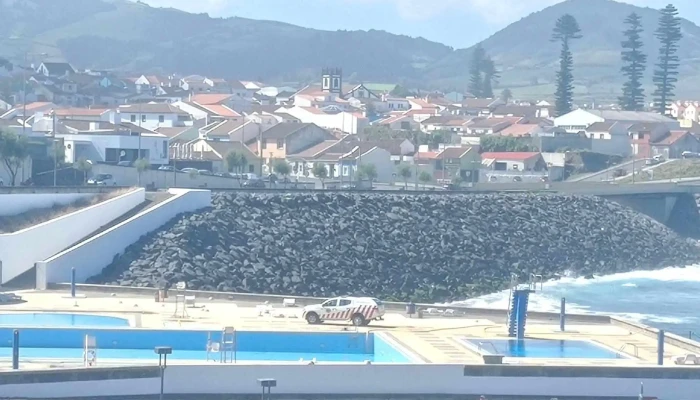 Piscinas Municipais De Ribeira Grande -  Localizacao - Ribeira Grande