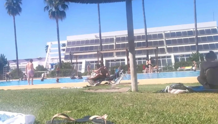 Piscinas Municipais De Sousel -  Descontos - Sousel