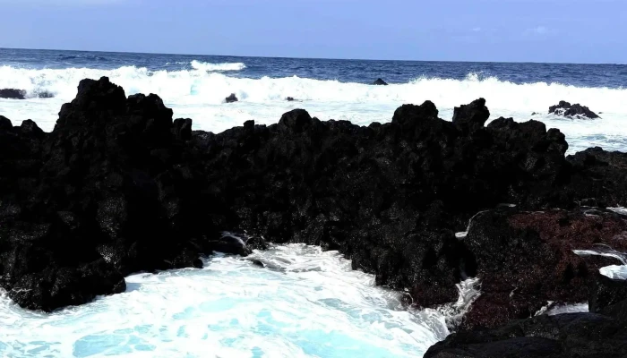 Piscinas Naturais Caneiros -  Localizacao - Mosteiros