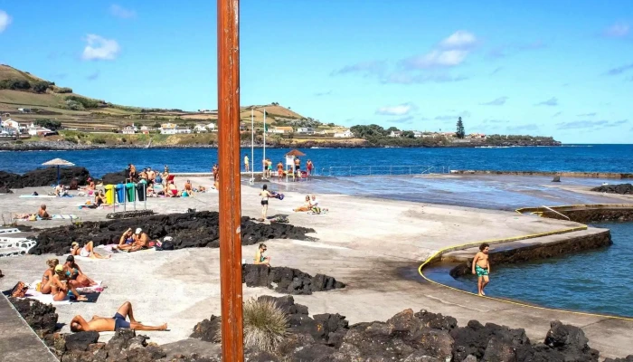Piscinas Naturais De Porto Martins -  Videos - Porto Martins