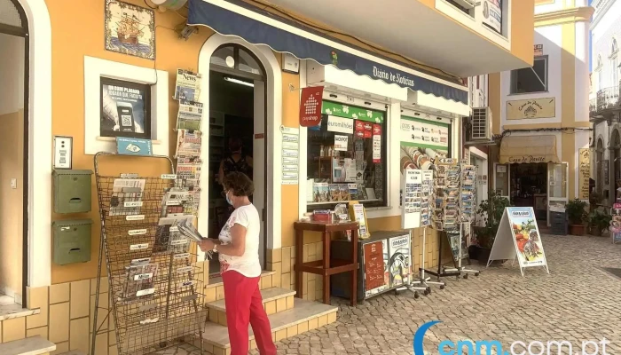 Ponto Ctt -  Exterior - Ferragudo