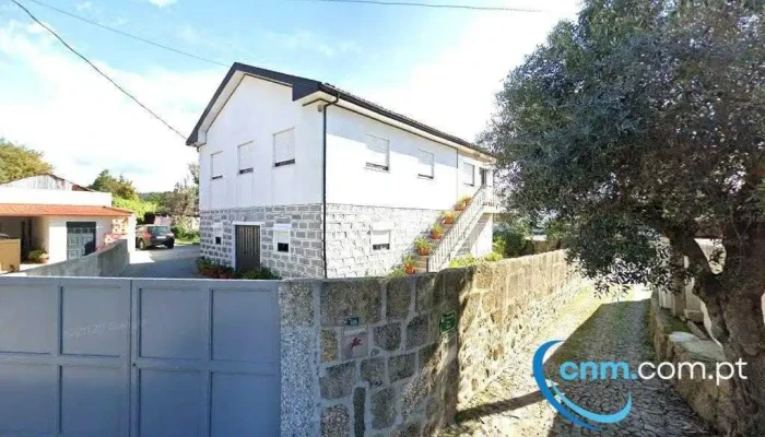 Ponto Ctt - R. Da Agra 423