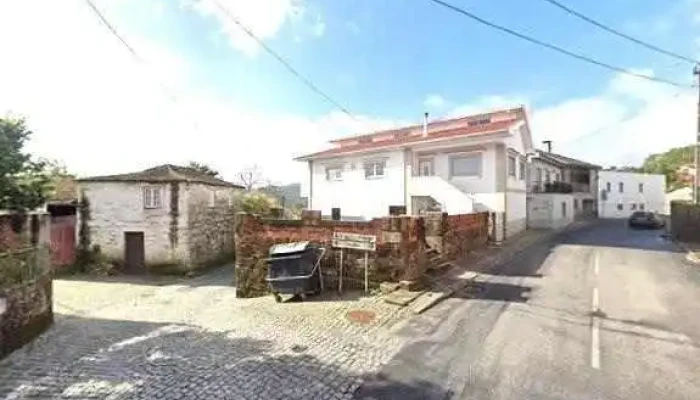 Posto De Correios De Tadim -  Tudo - R. Dr. Guilherme Braga Da Cruz 2