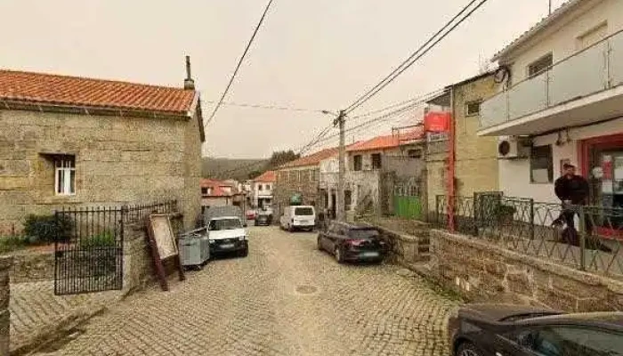 Posto De Correios De Trinta -  Tudo - Guarda