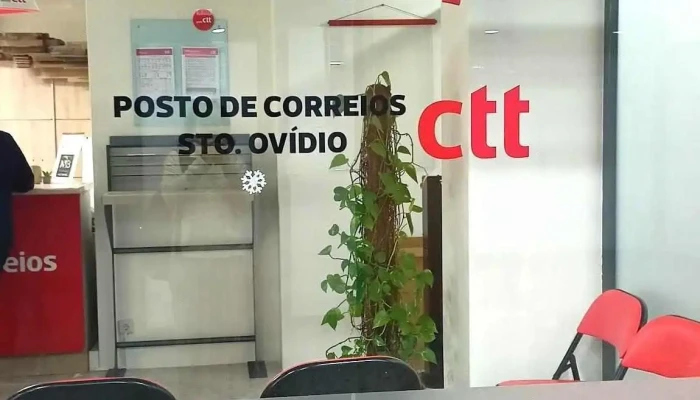 Posto De Correios Santo Ovidio Exterior - Vila Nova De Gaia