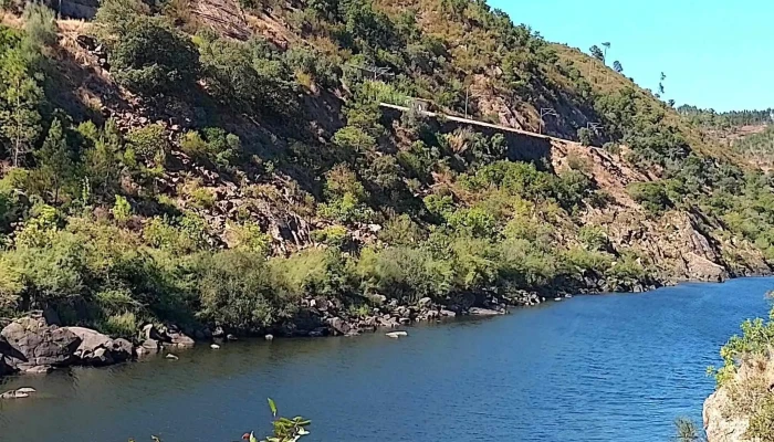 Praia Fluvial De Fronteira -  Site - Ribeira Grande