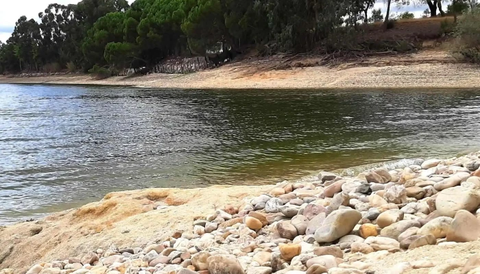 Praia Fluvial Do Pintadinho -  Loja Para Bebe - Montargil