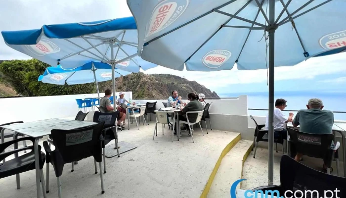 Restaurante O Precipicio Tudo - Fajã Da Ovelha