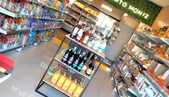 Spar -  Interior - Porto Moniz
