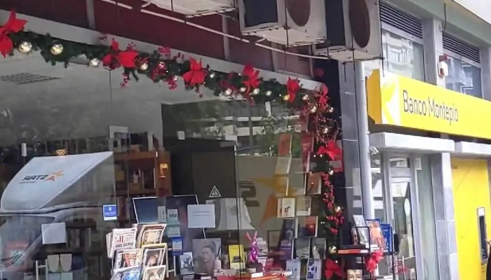 Tantos Livros Livreiros Lda Interior - Lisboa