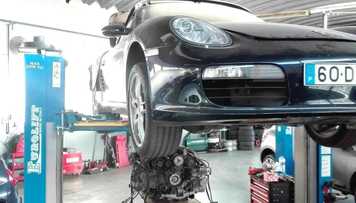 Ultimat Car-comércio De Peças E Reparações Auto Lda - 3800-115 Aveiro