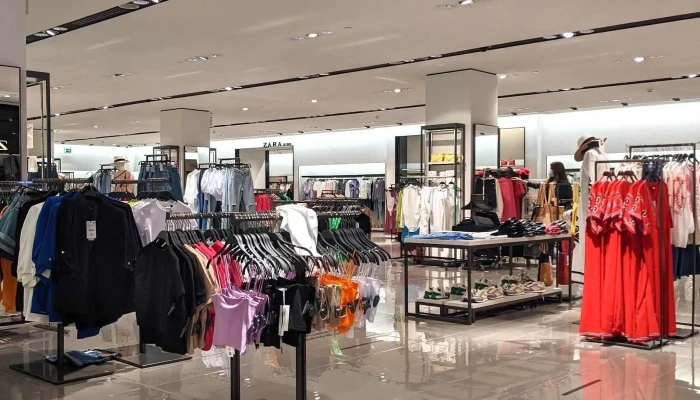 Zara Madeirashopping Fotos - Funchal