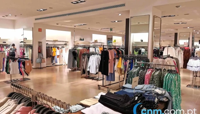 Zara -  Tudo - Ponta Delgada